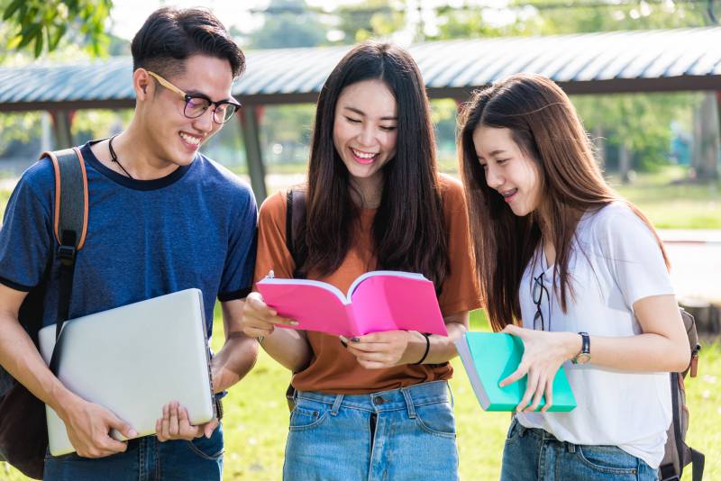 3 foreign exchange student programs in la srs concierge